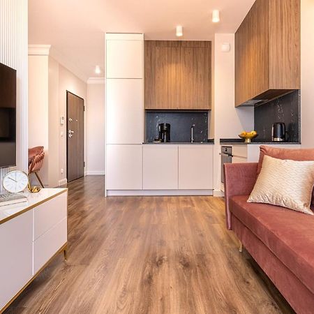 Ferienwohnung Zloty Lotos-Srodmiescie Z Darmowym Parkingiem Danzig Exterior foto